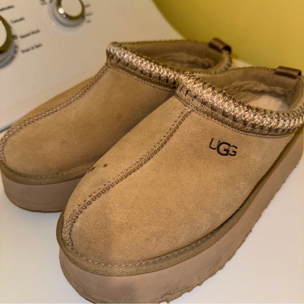 Women UGG slipper
